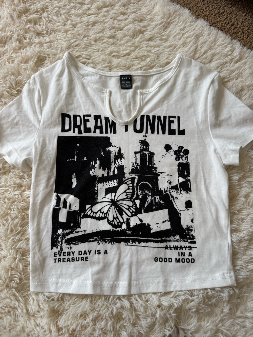 White and Black 'Dream Tunnel' Graphic Tee